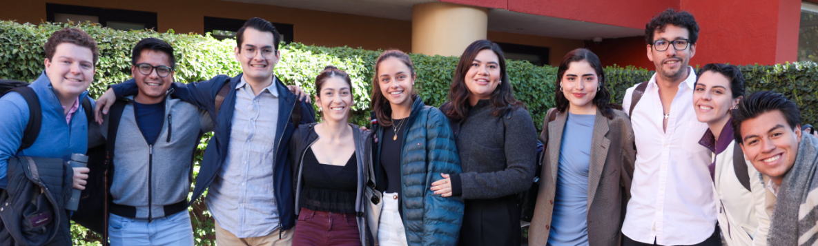 full-time-mba-beca-inspira-lideres-foto