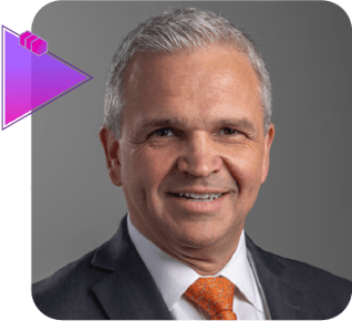 IPADE-TRENDS-SPEAKERS_LORENZO-FERNANDEZ_magenta